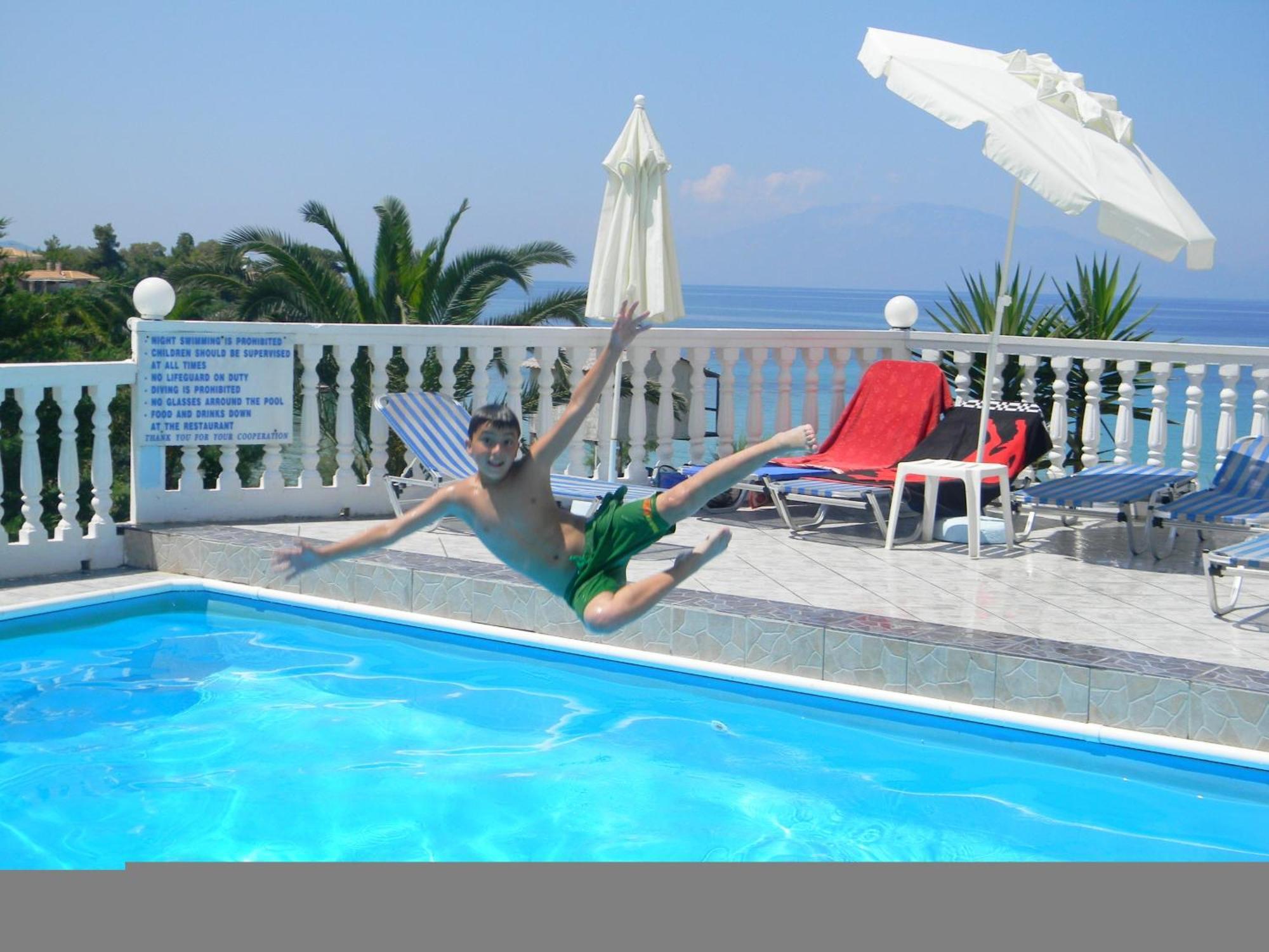 Clear Horizon Aparthotel Amoudi Ngoại thất bức ảnh