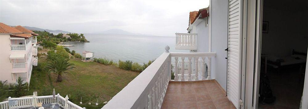 Clear Horizon Aparthotel Amoudi Ngoại thất bức ảnh